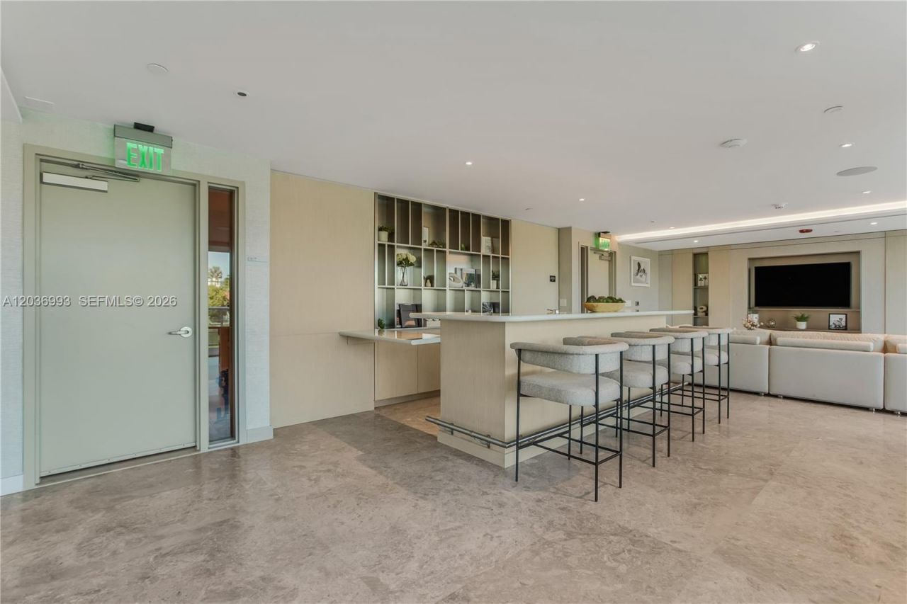9221 E Bay Harbor Drive , Unit 512, Bay Harbor Islands, FL 33154 Photo