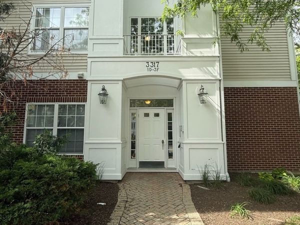 3317 Stratford Court , Unit 1D, Lake Bluff, IL 60044