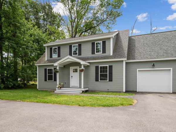 7 Hampton Road, Unit 2, Exeter, NH 03833