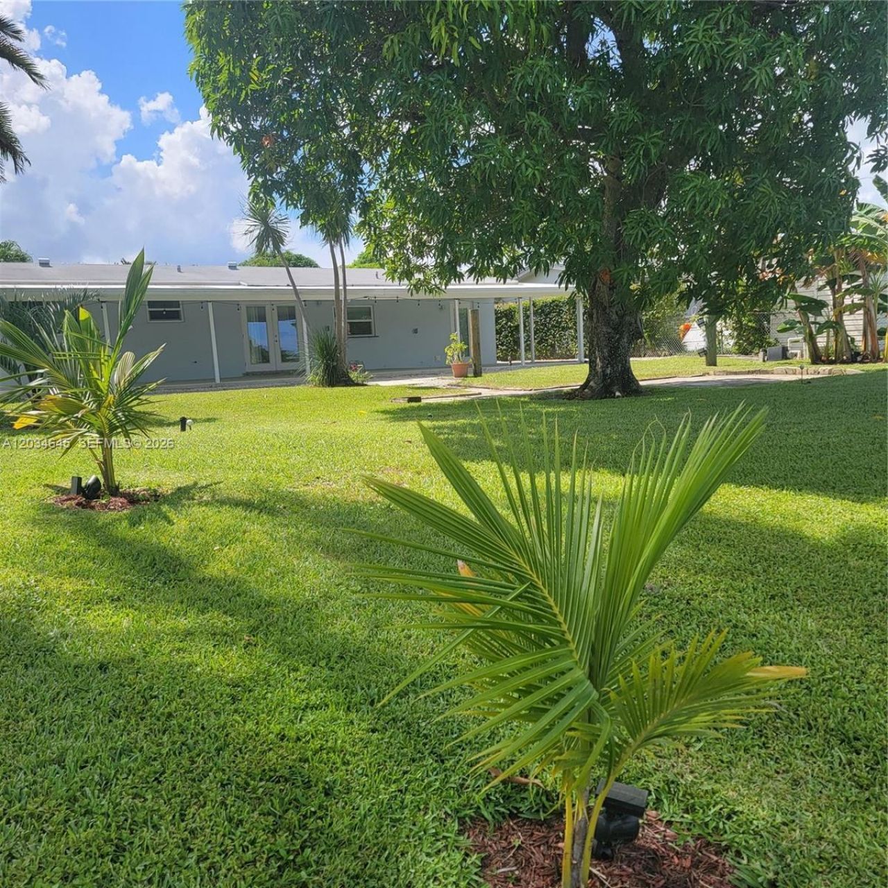 1211 NW 87th Way, Pembroke Pines, FL 33024 Photo