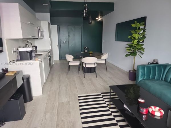 45 SW 9th St , Unit 4309, Miami, FL 33130