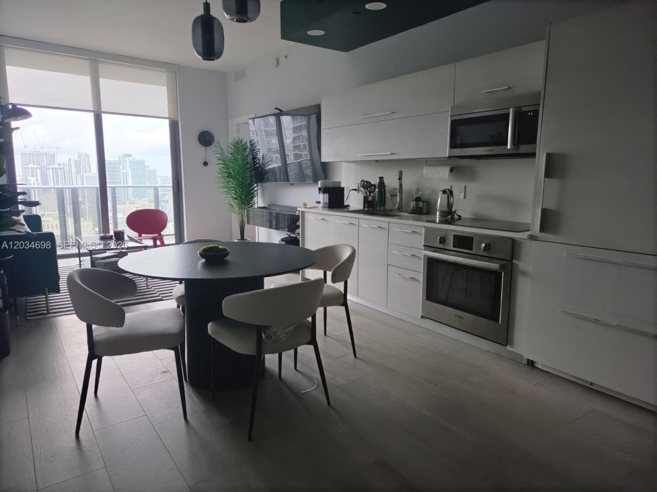45 SW 9th St , Unit 4309, Miami, FL 33130 Photo