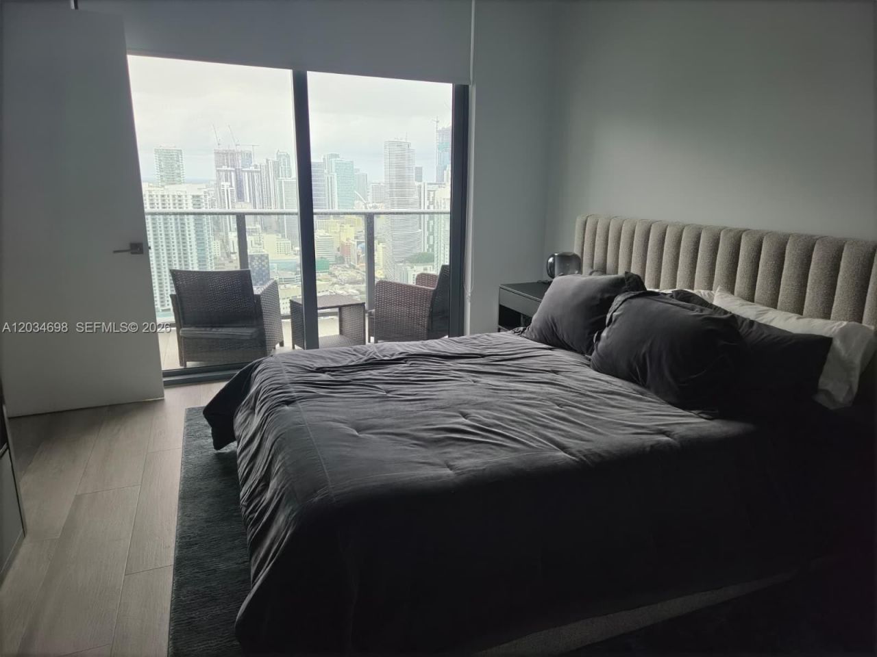 45 SW 9th St , Unit 4309, Miami, FL 33130 Photo