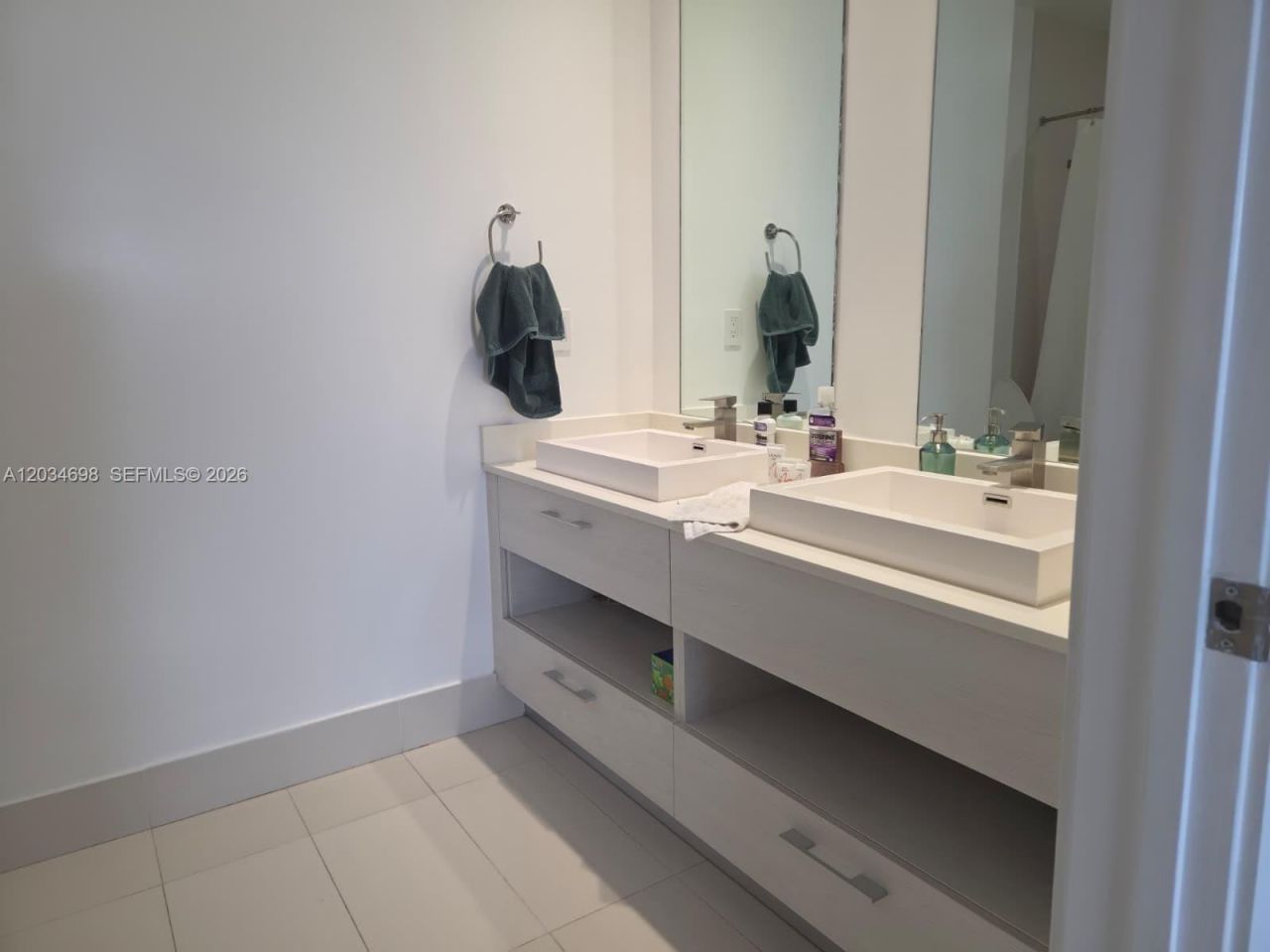 45 SW 9th St , Unit 4309, Miami, FL 33130 Photo