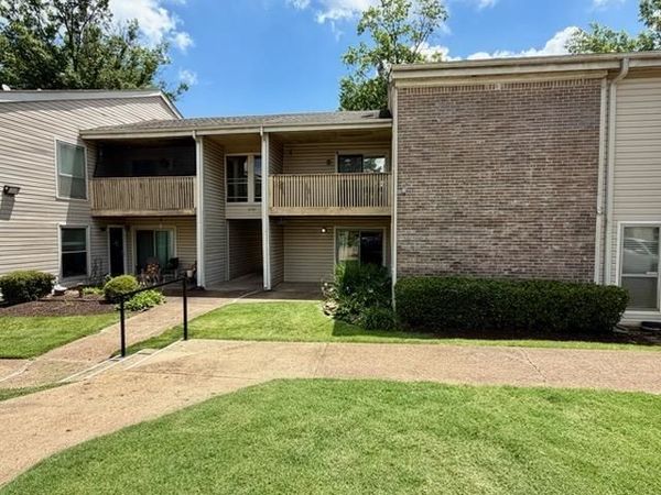 6747 QUAIL HOLLOW CT, Unit 2, Memphis, TN 38120