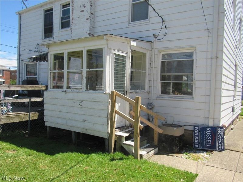 22131 S Lakeshore Drive, Euclid, OH 44123 Photo 3