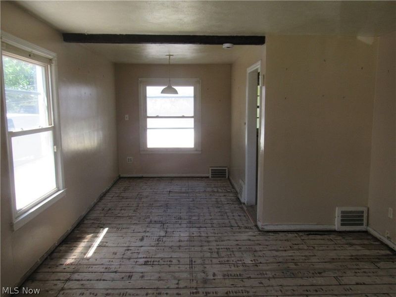 22131 S Lakeshore Drive, Euclid, OH 44123 Photo 6