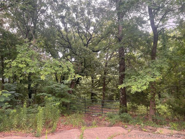 2407 Central , Poteau, OK 74953