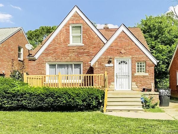 9590 MEMORIAL Street , Detroit, MI 48227
