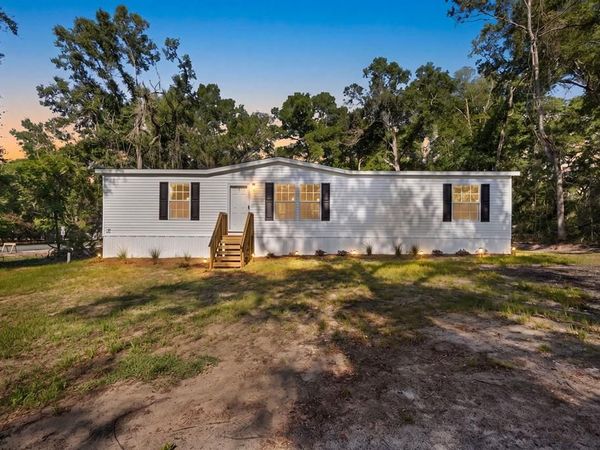 8391 NW 172nd Ln, Fanning Springs, FL 32693