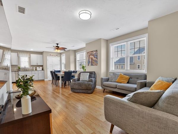 7 Gorham St, Unit 57, Chelmsford, MA 01824