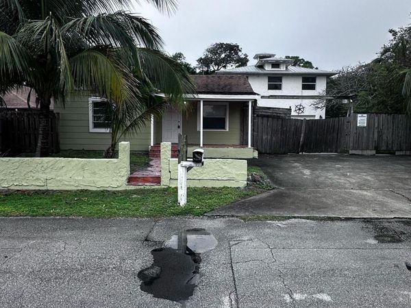 130 NE 4th Avenue, Boynton Beach, FL 33435