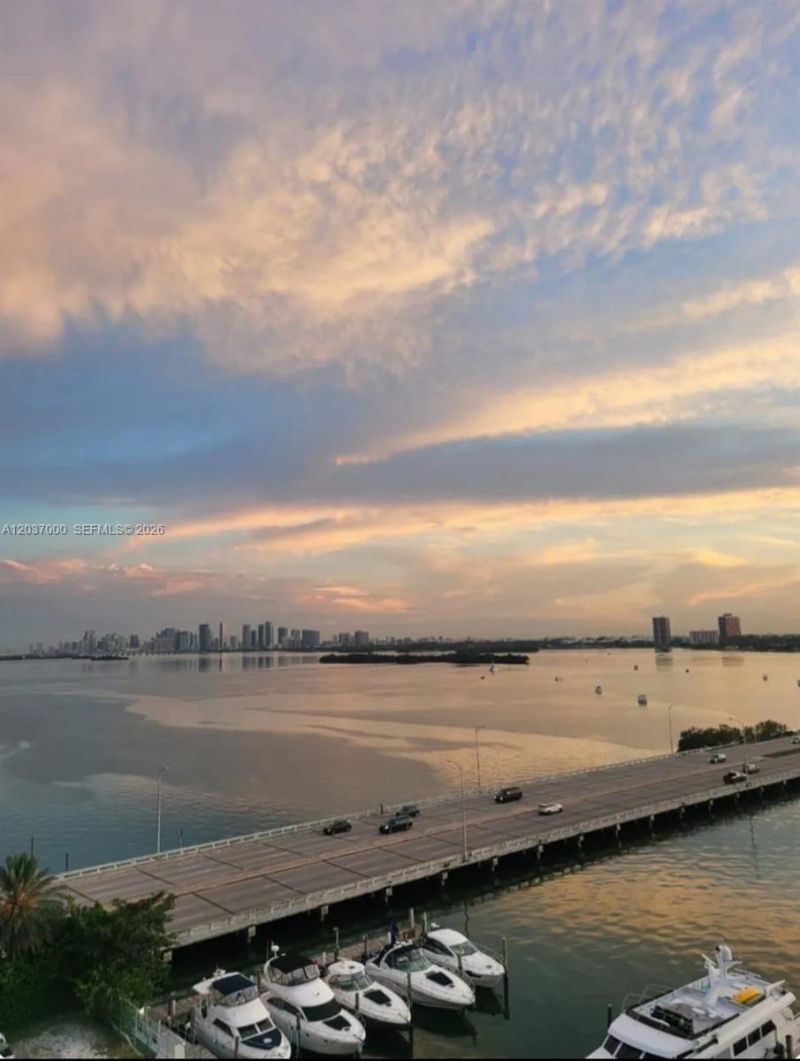 7904 West Dr, Unit 1011, North Bay Village, FL 33141 Photo