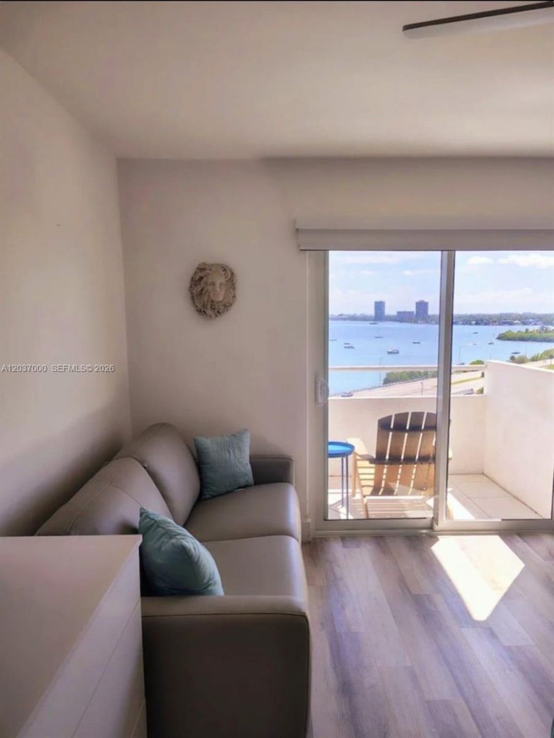 7904 West Dr, Unit 1011, North Bay Village, FL 33141 Photo