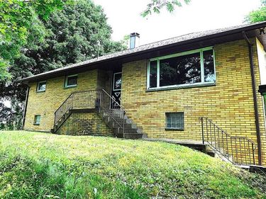 69857 Vernon Road, Martins Ferry, OH 43935