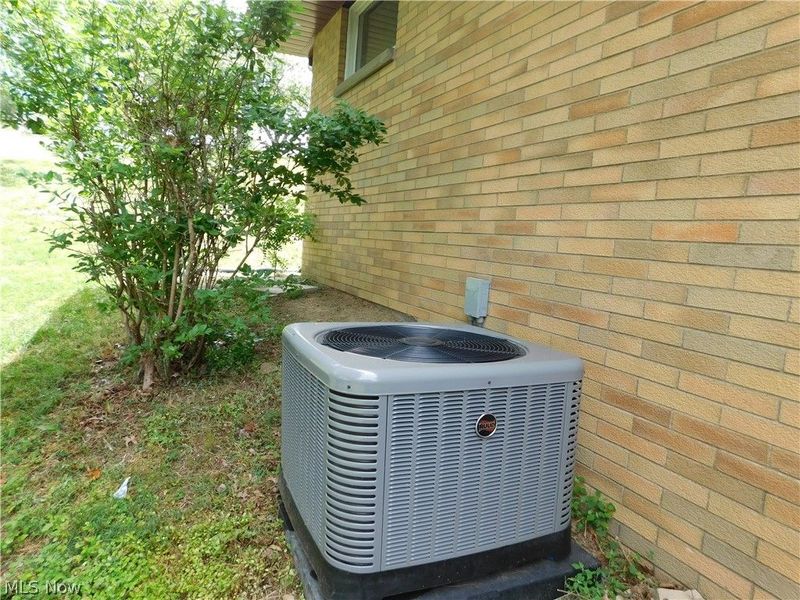 69857 Vernon Road, Martins Ferry, OH 43935 Photo 10