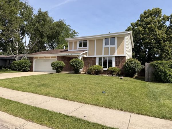 4810 Eastwood Court, Waukegan, IL 60087