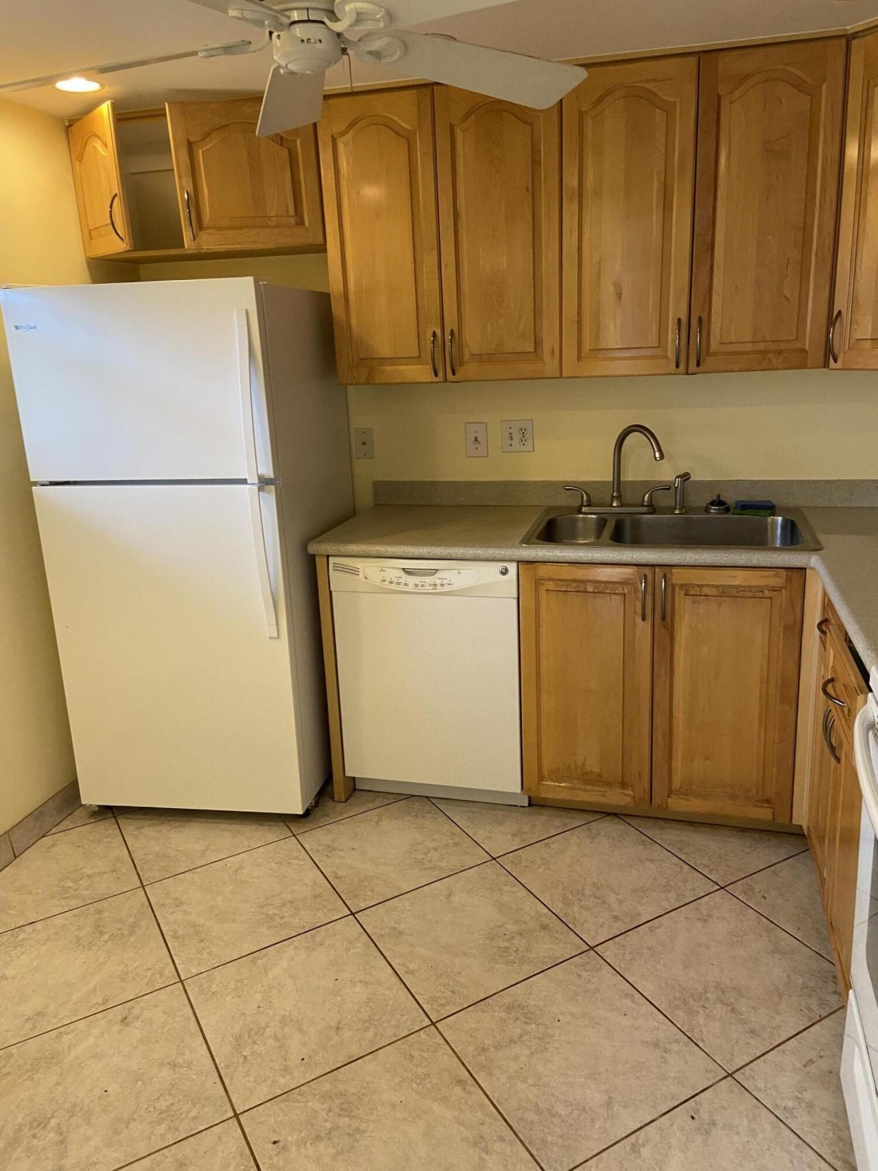 3090 Holiday Springs Boulevard, Unit 310, Margate, FL 33063 Photo