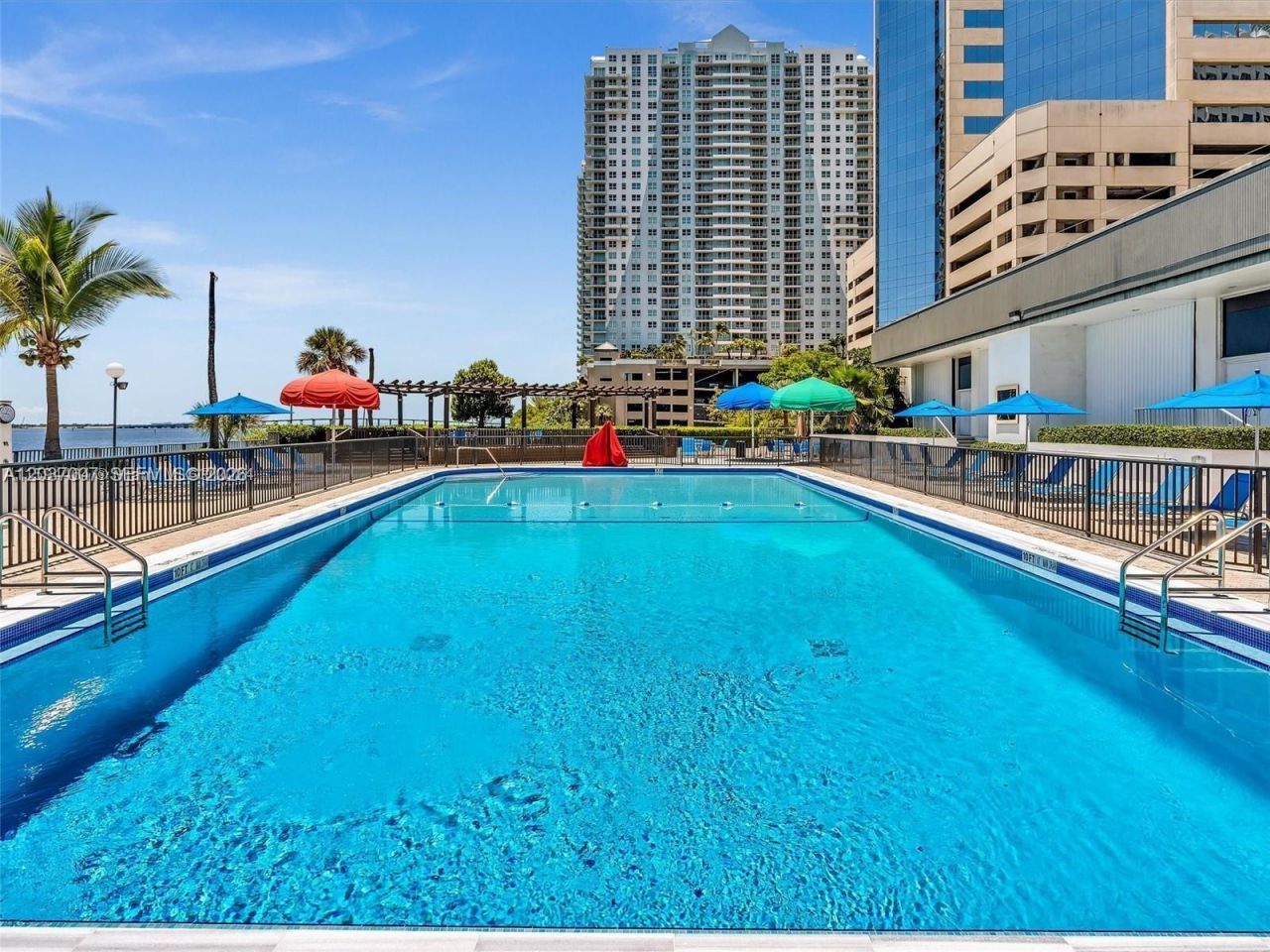 905 Brickell Bay Dr, Unit 623, Miami, FL 33131 Photo