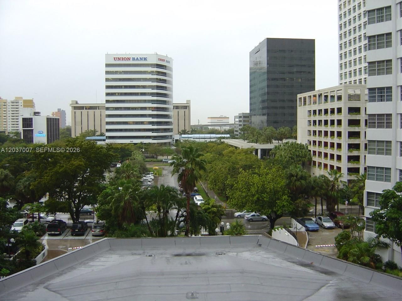 905 Brickell Bay Dr, Unit 623, Miami, FL 33131 Photo