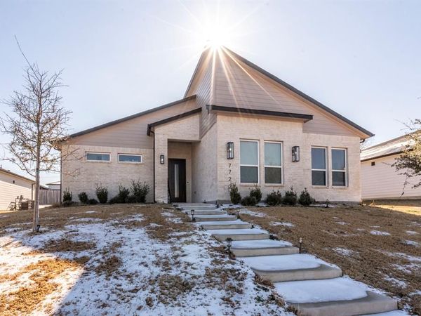 7722 Oak Garden Trail , Dallas, TX 75232