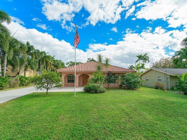 5592 1st Road, Lake Worth, FL 33467