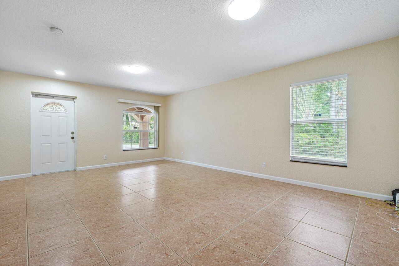 5592 1st Road, Lake Worth, FL 33467 Photo