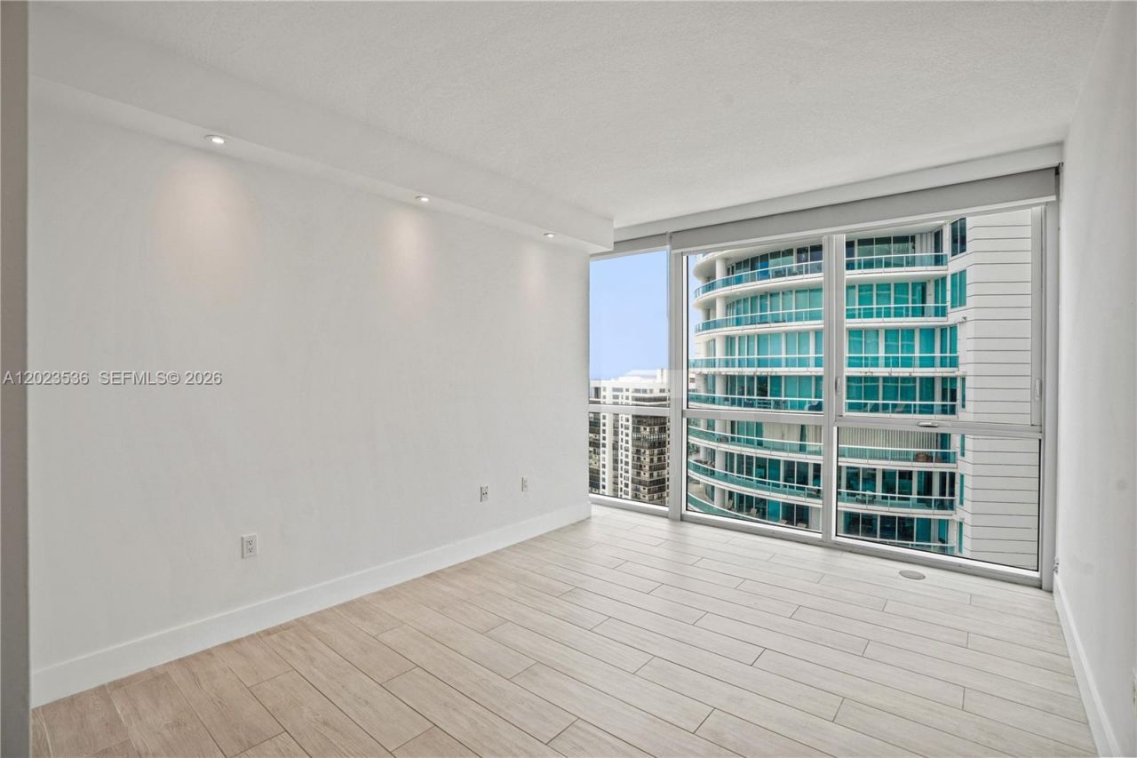 2101 Brickell Ave, Unit 3105, Miami, FL 33129 Photo