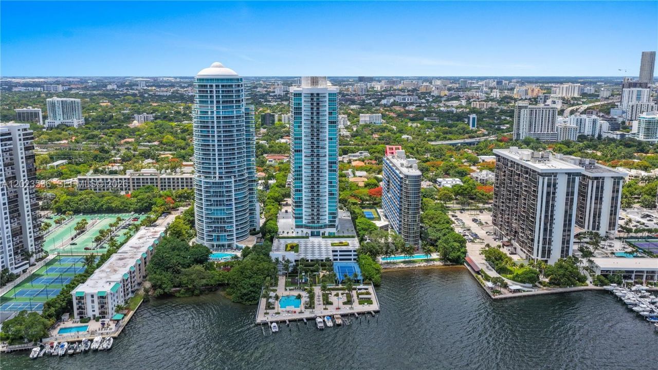 2101 Brickell Ave, Unit 3105, Miami, FL 33129 Photo