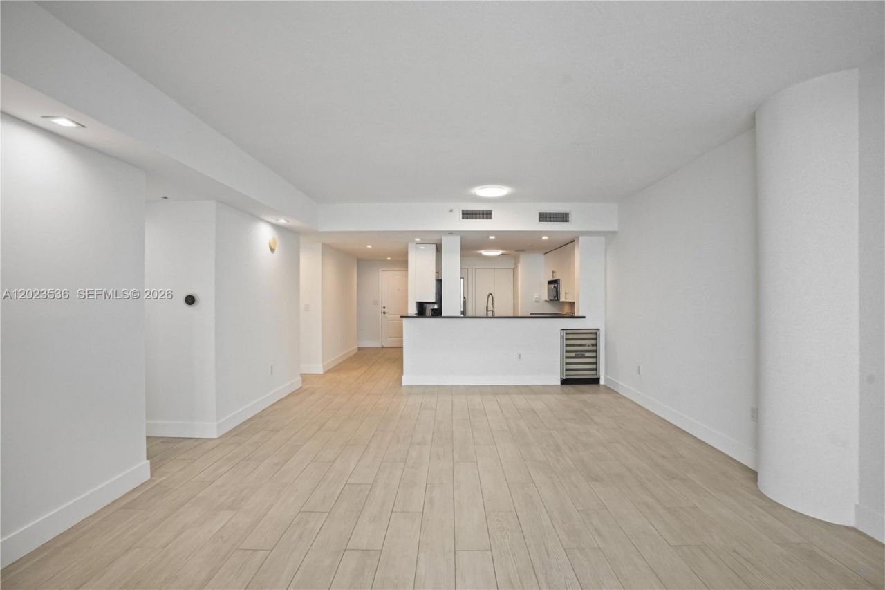 2101 Brickell Ave, Unit 3105, Miami, FL 33129 Photo