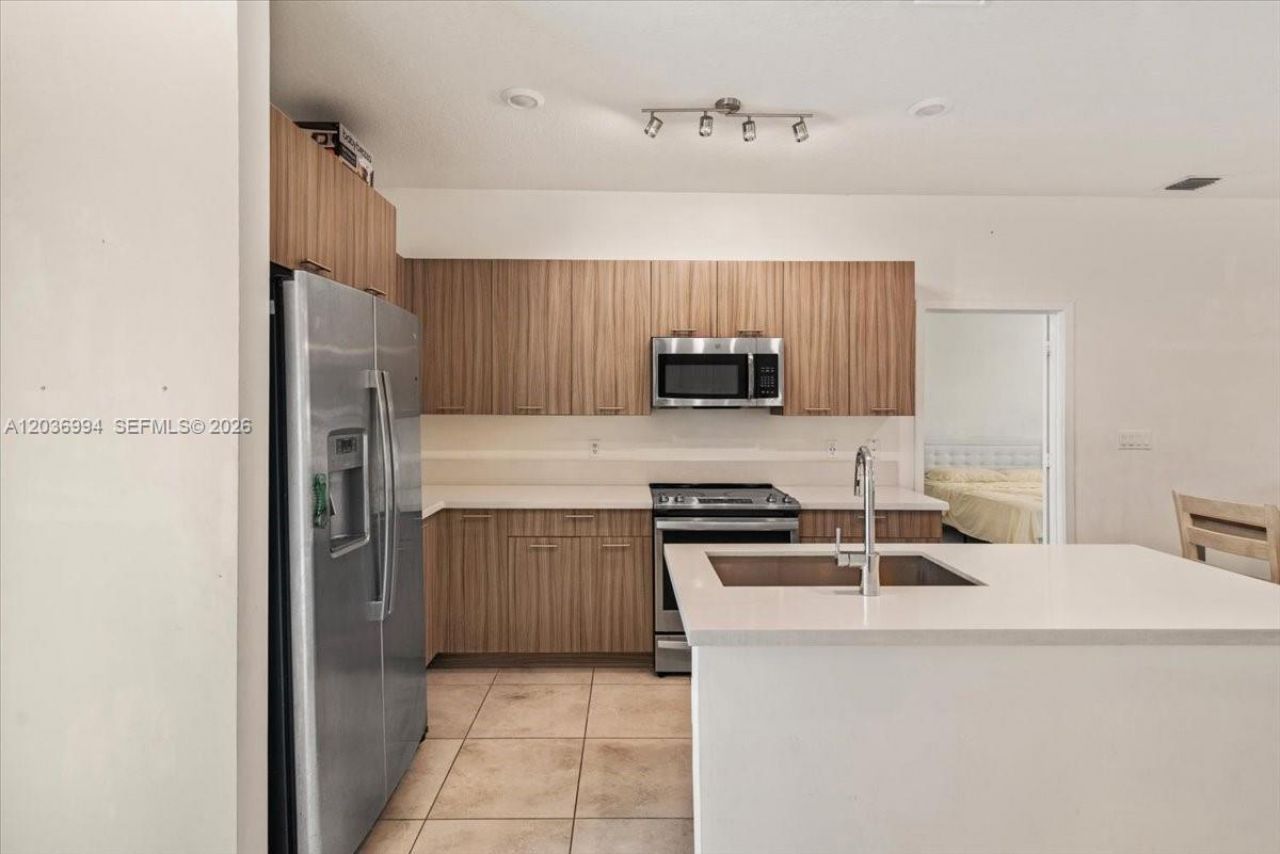 4636 NW 84th Ave , Unit 13, Doral, FL 33166 Photo