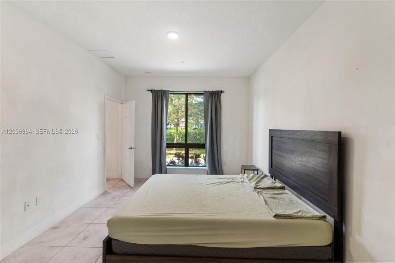 4636 NW 84th Ave , Unit 13, Doral, FL 33166 Photo