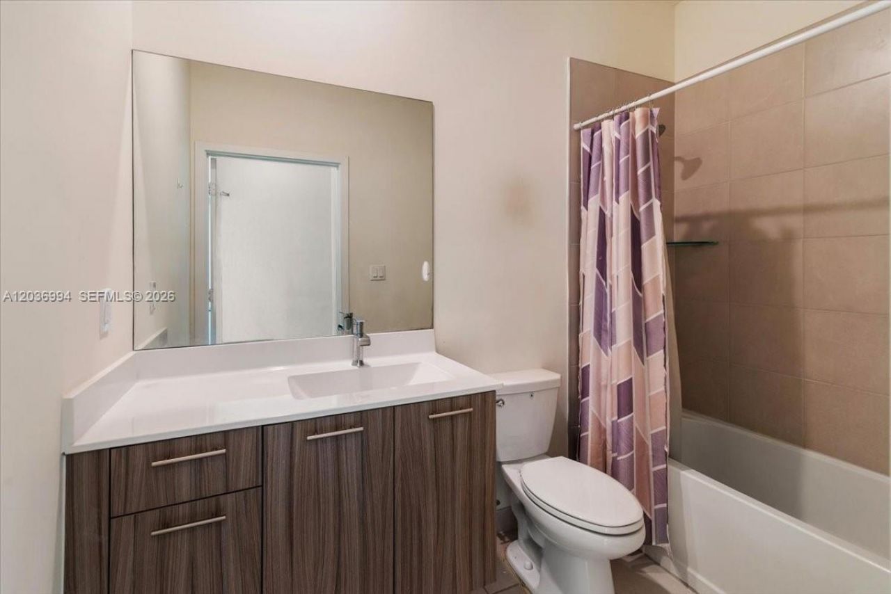 4636 NW 84th Ave , Unit 13, Doral, FL 33166 Photo