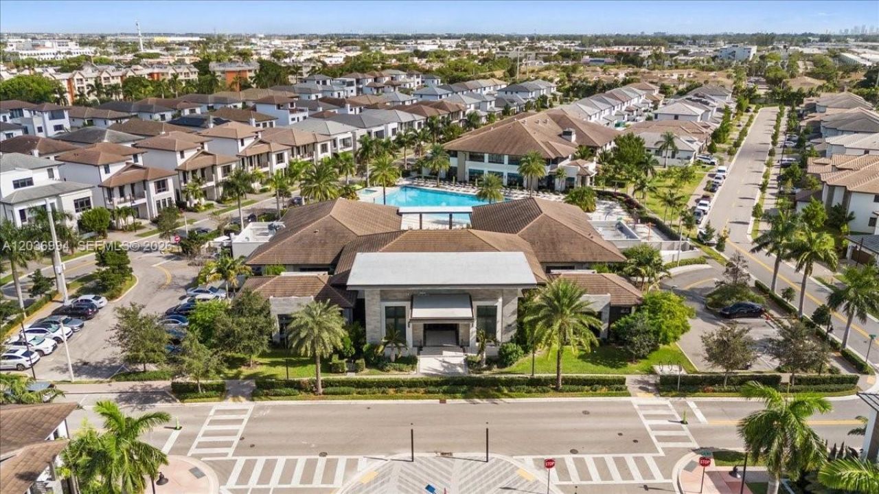 4636 NW 84th Ave , Unit 13, Doral, FL 33166 Photo