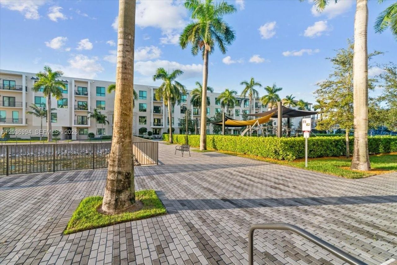 4636 NW 84th Ave , Unit 13, Doral, FL 33166 Photo