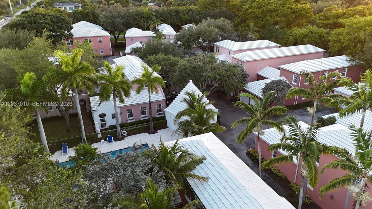 540 Loretto Ave, Unit 19, Coral Gables, FL 33146 Photo