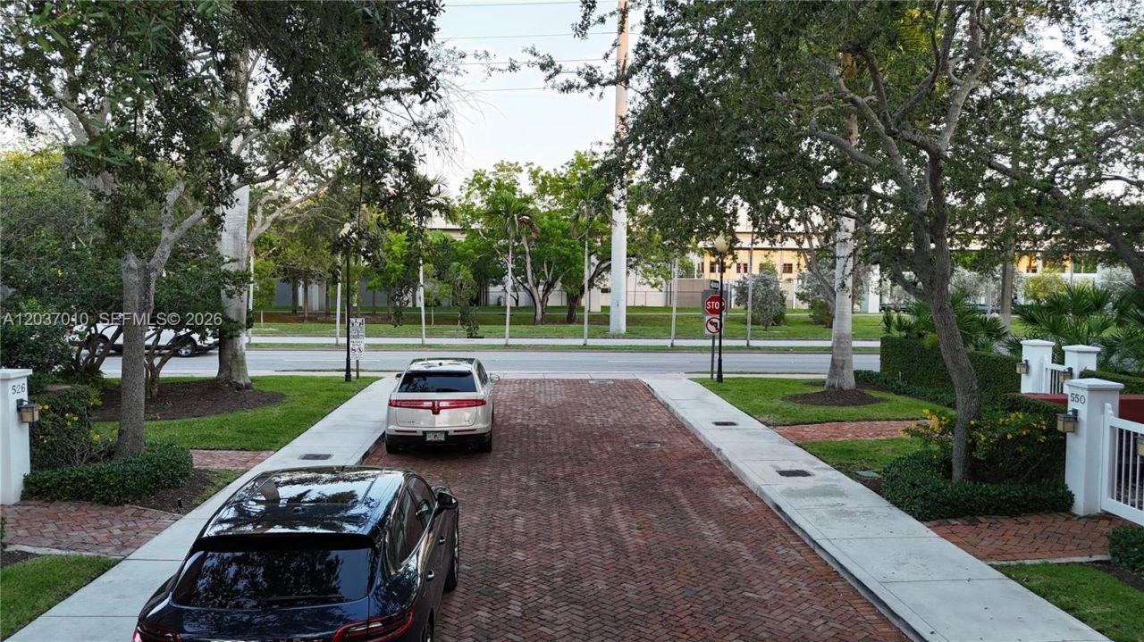 540 Loretto Ave, Unit 19, Coral Gables, FL 33146 Photo