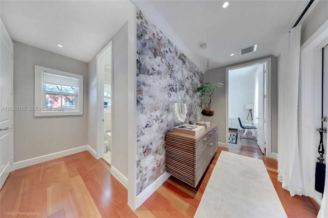 540 Loretto Ave, Unit 19, Coral Gables, FL 33146 Photo