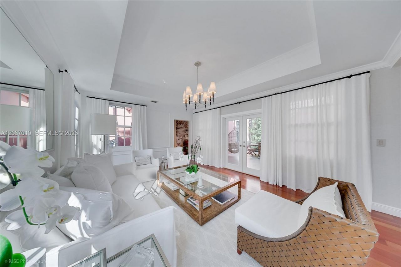 540 Loretto Ave, Unit 19, Coral Gables, FL 33146 Photo