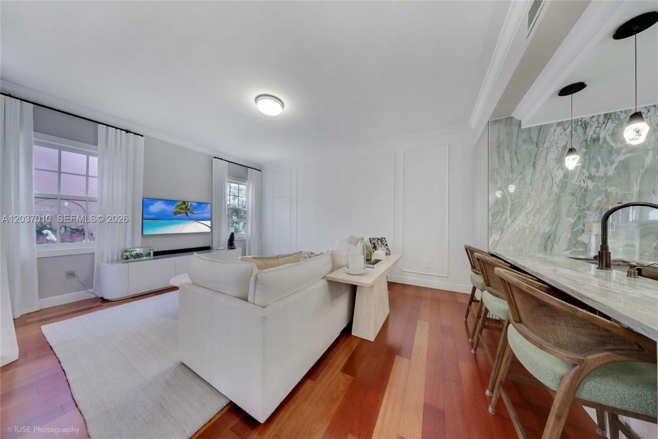 540 Loretto Ave, Unit 19, Coral Gables, FL 33146 Photo