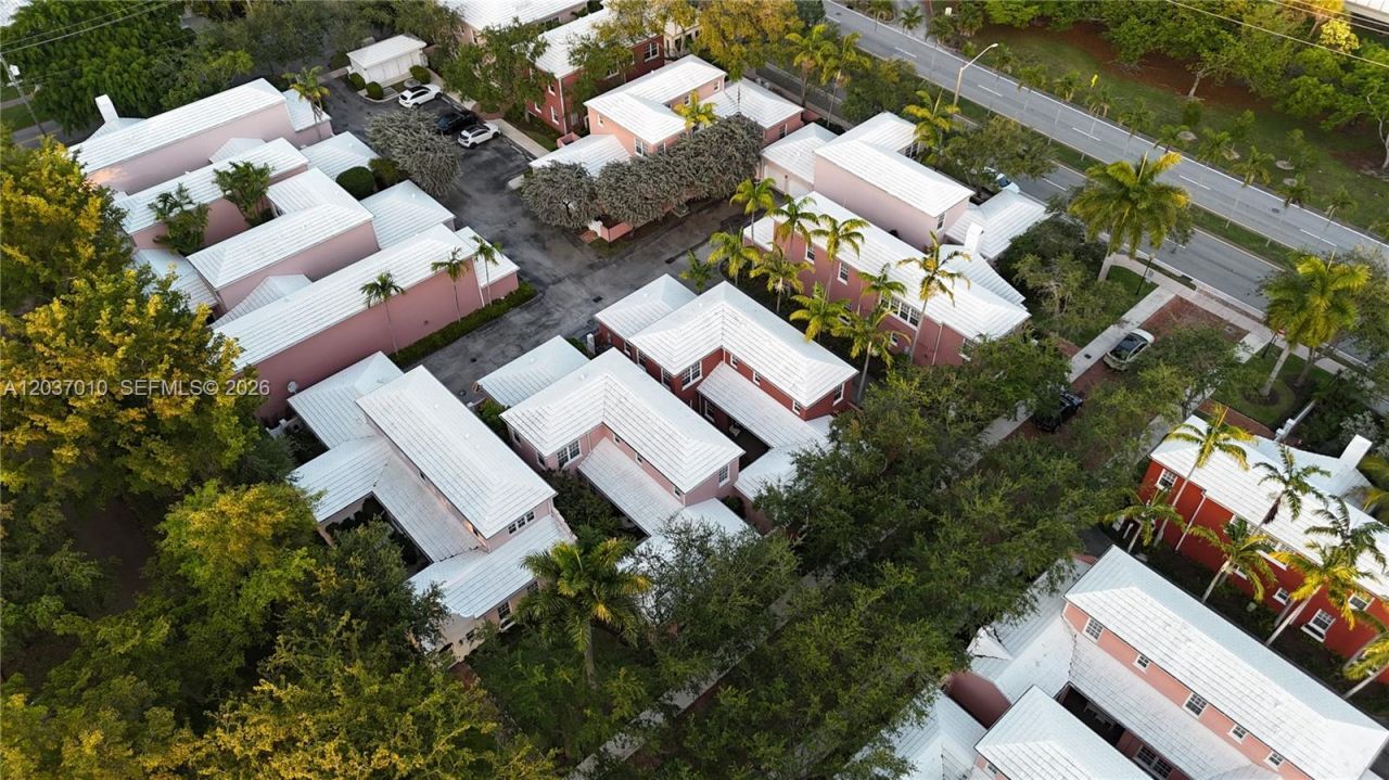 540 Loretto Ave, Unit 19, Coral Gables, FL 33146 Photo