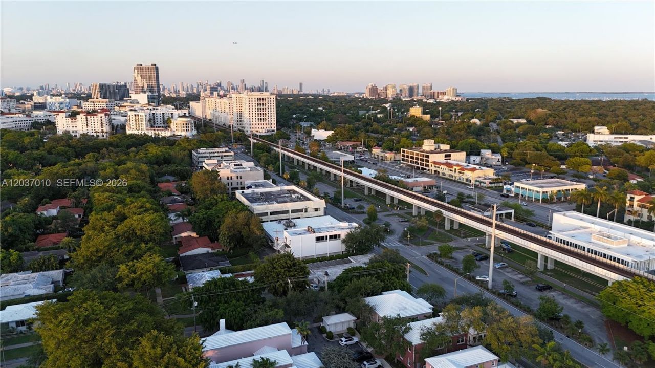 540 Loretto Ave, Unit 19, Coral Gables, FL 33146 Photo