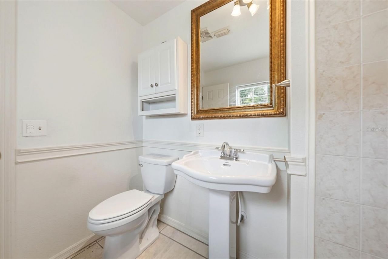 112 E Gardenia Street , Howey in the Hills, FL 34737 Photo