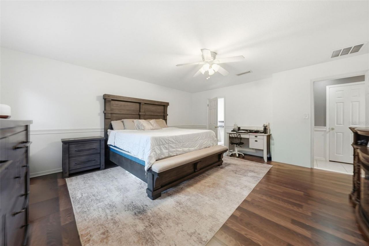 112 E Gardenia Street , Howey in the Hills, FL 34737 Photo