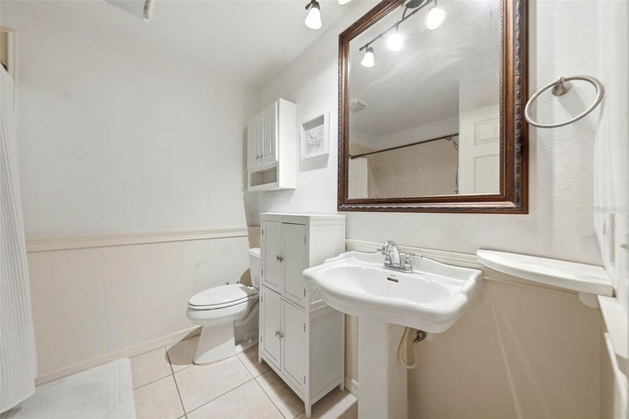 112 E Gardenia Street , Howey in the Hills, FL 34737 Photo