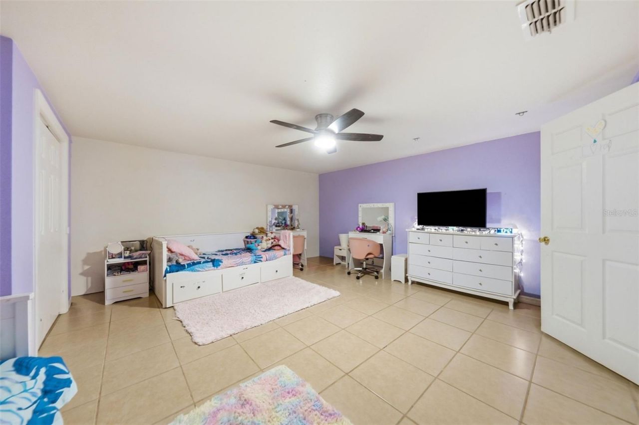 112 E Gardenia Street , Howey in the Hills, FL 34737 Photo