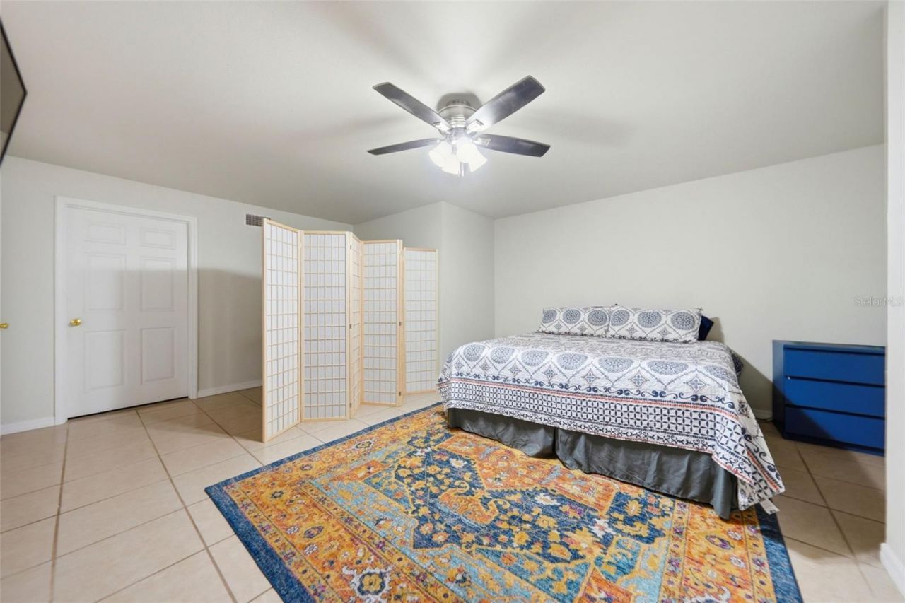 112 E Gardenia Street , Howey in the Hills, FL 34737 Photo