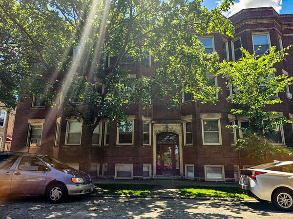 2327 W 35th Place , Unit 3, Chicago, IL 60609