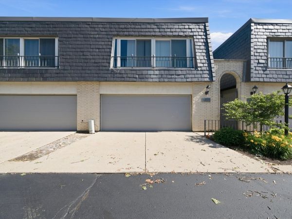 4042 Trafalgar Lane , Unit 4042, Oak Lawn, IL 60453