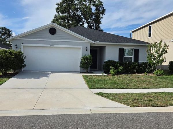 9938 MESIC WOODS AVENUE, SEFFNER, FL 33584